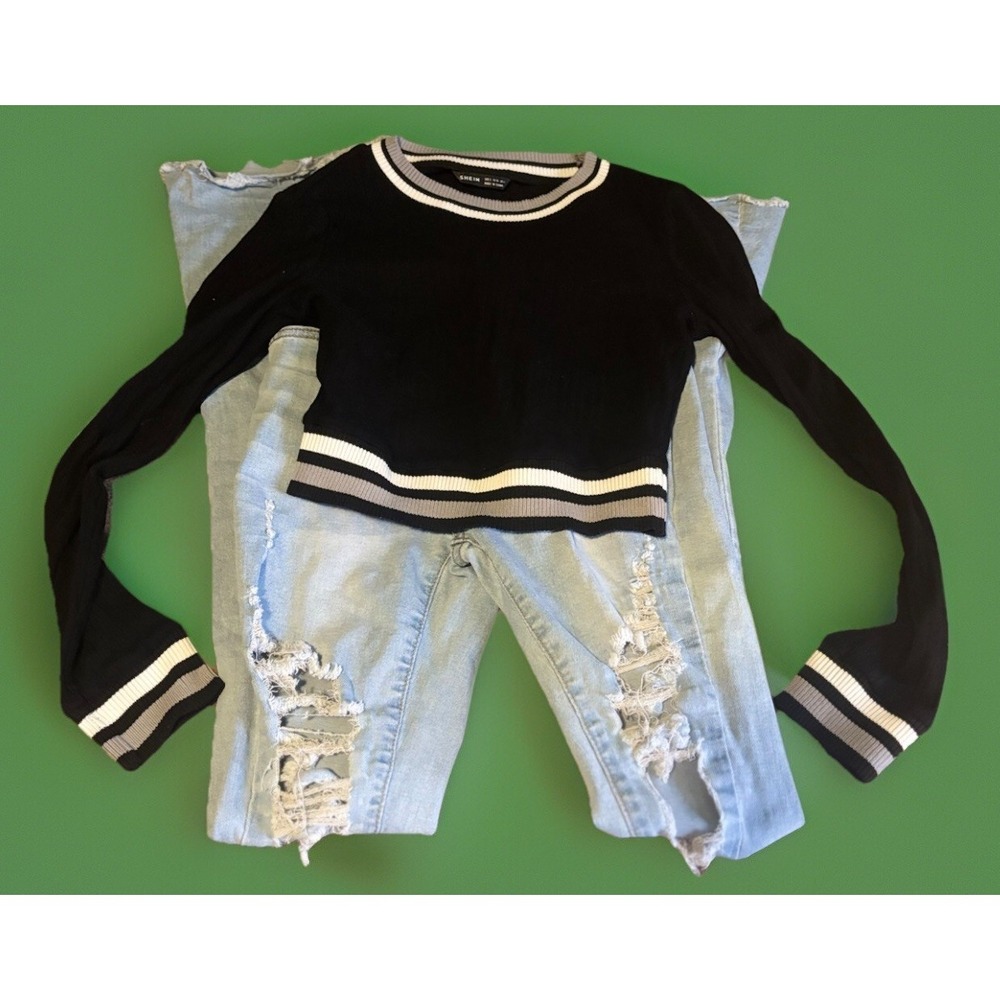 Shein Distressed Jeans & Sweater Top Crop Shirt Outfit‎ Women Small Xs
